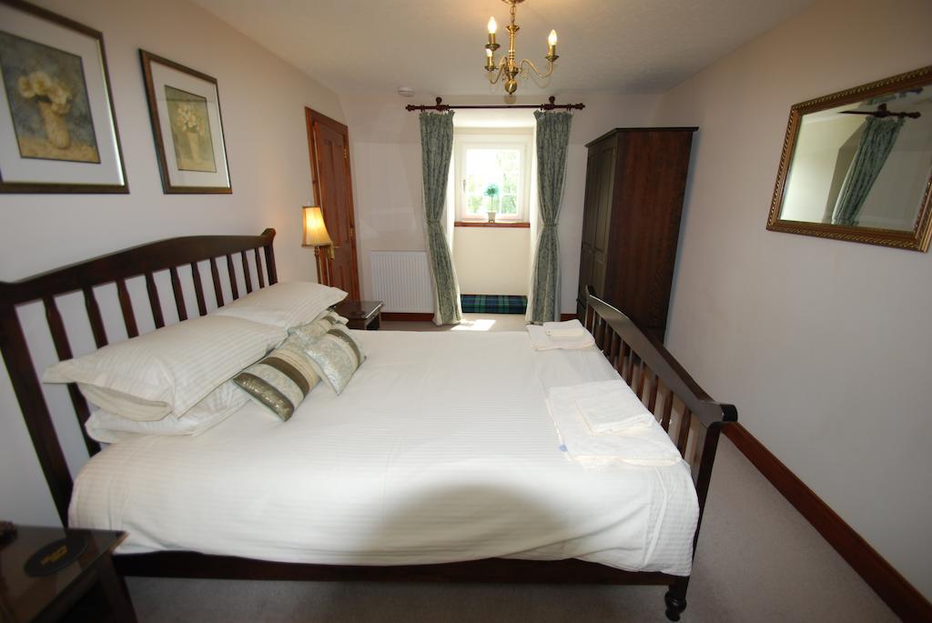 Dunlichity House Bed And Breakfast Inverness Ruang foto